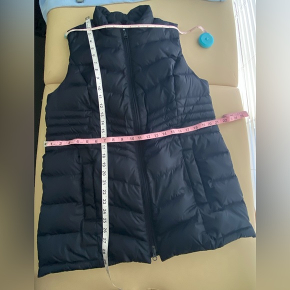J. Jill down vest- navy blue - Picture 5 of 8